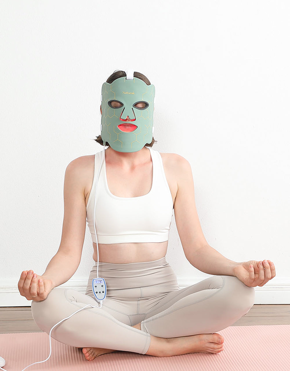 Hottoerak Upgraded 7 Colorful Therapy Mask-Green